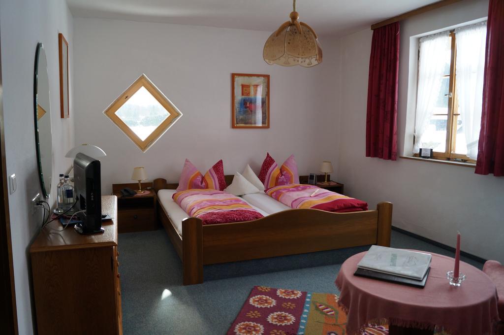 Krün Ferienhotel Barmsee מראה חיצוני תמונה